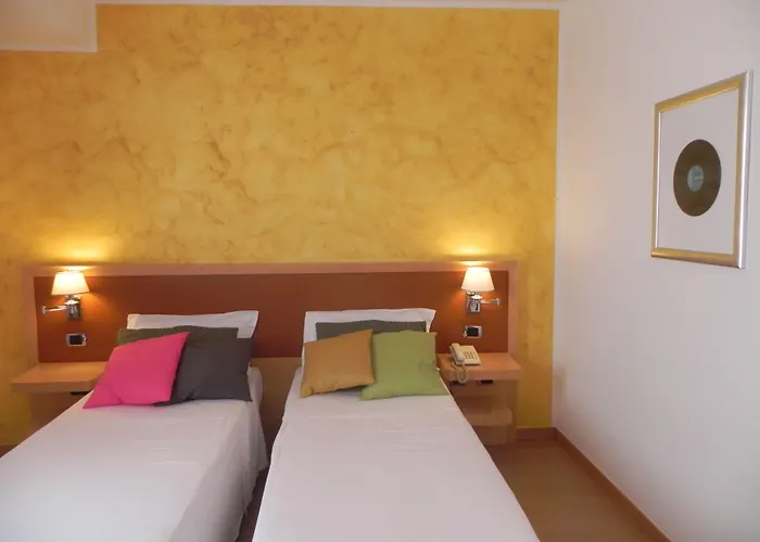 Ibis Styles Vintage Рим
