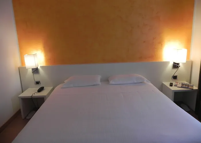 Отель Ibis Styles Vintage